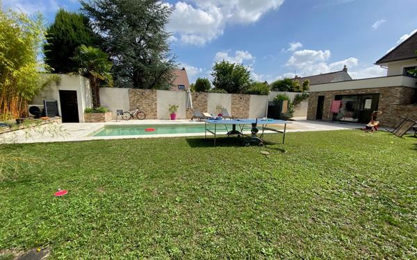 Maison à vendre    5 pièces • 287 m2 Brunoy