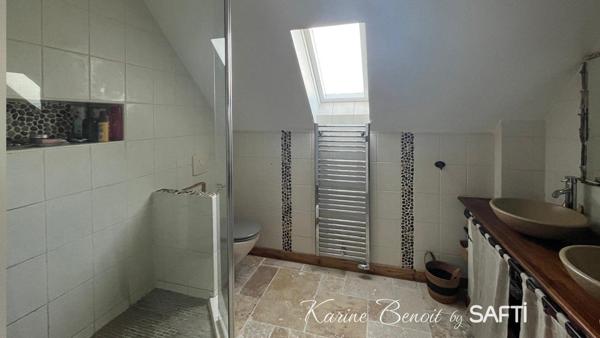 Maison d'archithecte avec une vue panoramique sur la Seine