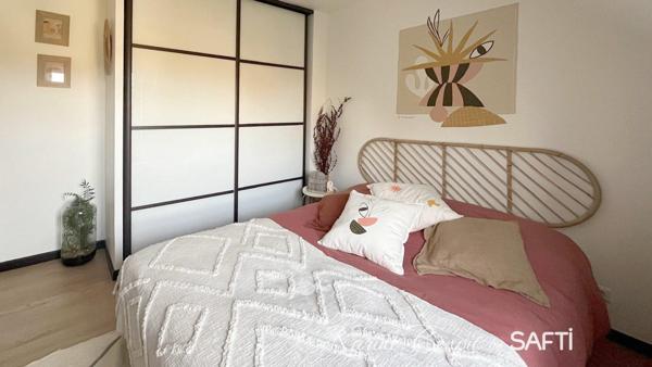 Maison d'archithecte avec une vue panoramique sur la Seine