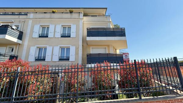 Appartement Corbeil Essonnes 3 pièce(s) 64.62 m2