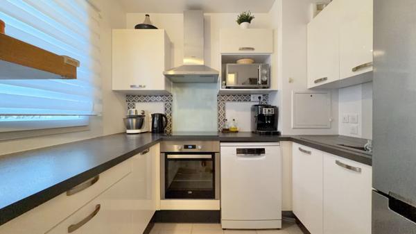 Appartement Corbeil Essonnes 3 pièce(s) 64.62 m2