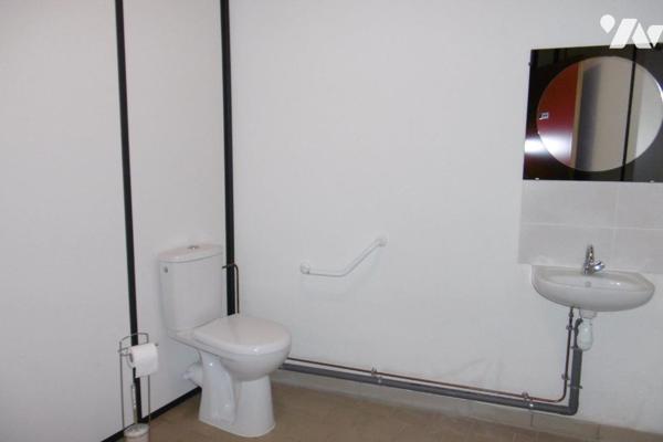 ENSEMBLE IMMOBILIER LOCAL COMMERCIAL HABITATION TERRASSE 300 m² habitables