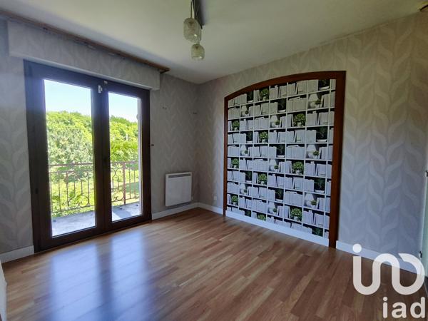 House for sale 9 rooms 177 m² Compertrix