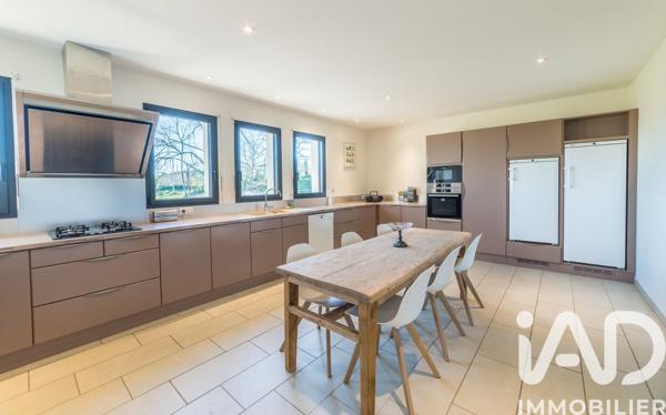 Maison à vendre 7 pièces 225 m² Lentillac-Saint-Blaise