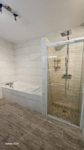 PAVILLON DE 145 M² AVEC JARDIN DE 1210 M²