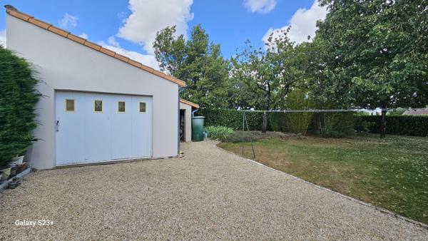 PAVILLON DE 145 M² AVEC JARDIN DE 1210 M²