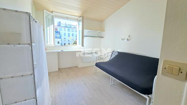 Pau (64000) Studio HYPERCENTRE au CALME + DERNIER ETAGE