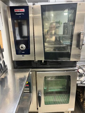 Fonds de commerce restaurant pied dans l'eau