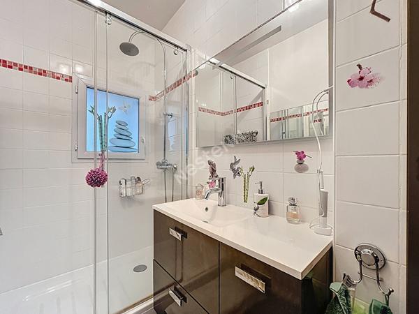 EXCLUSIVITE / NANTES Rond-point de Vannes, Sainte-Thérèse / Appartement 3 pièce(s) 69 m2 / Balcon / Ascenseur / Garage