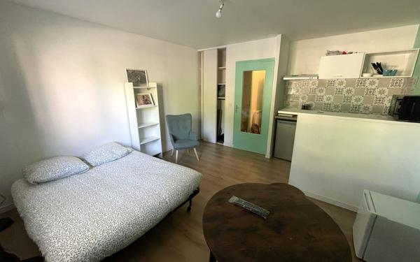 Appartement à vendre    1 pièce • 26 m2 Reims