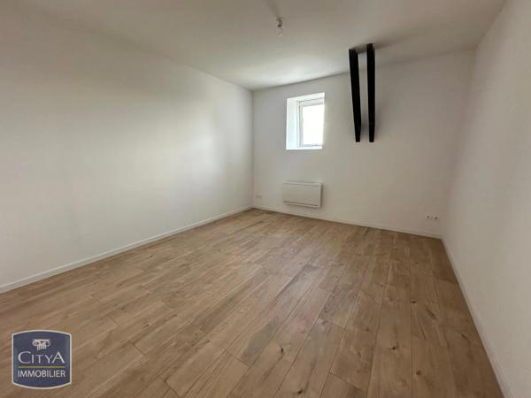Appartement à louer 2 pièces 42.85m² Cambrai (59400)