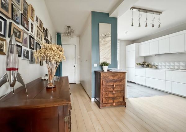 Colombes (92) – Quartier pavillonnaire calme – Maison familiale 3 chambres en parfait état avec terrasse et sous-sol total