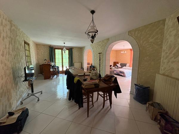 Maison 160m2, dependances, 2ha25