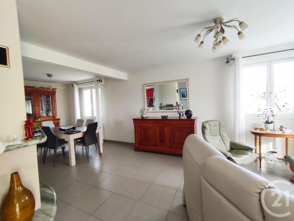 Maison à vendre  6 pièces - 140 m2 ST PIERRE LA COUR - 53