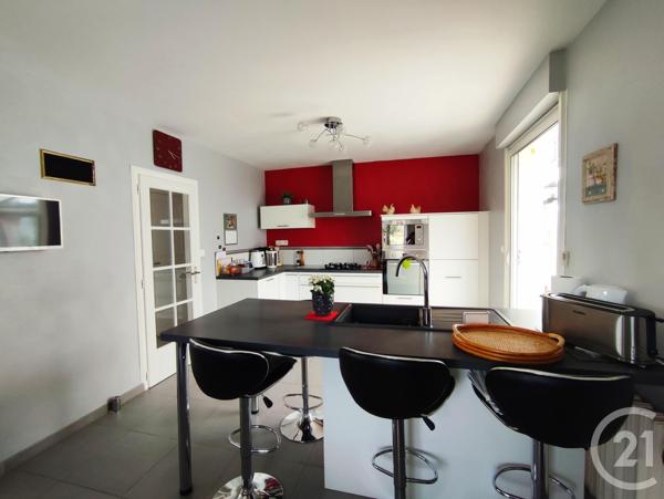 Maison à vendre  6 pièces - 140 m2 ST PIERRE LA COUR - 53