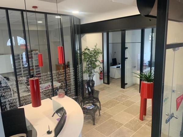 QUARTIER GARE IMMEUBLE DE BUREAUX DE CARACTERE 336 M2