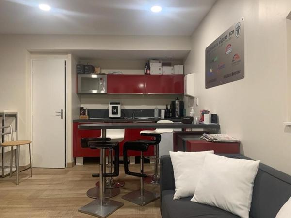 QUARTIER GARE IMMEUBLE DE BUREAUX DE CARACTERE 336 M2