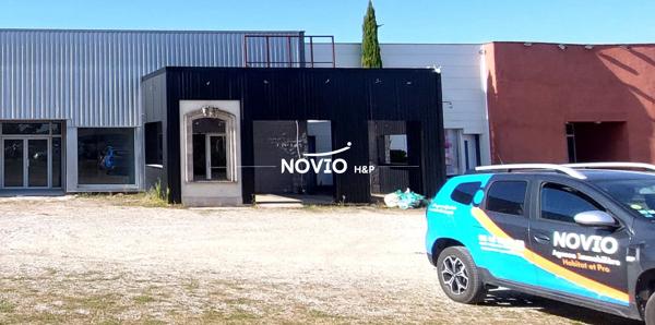 Local commercial 155 m²