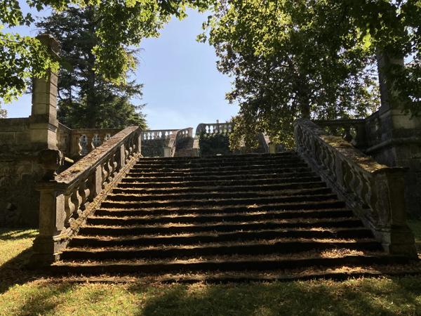 Magnifique appartement de vacances dans un château avec magnifique parc