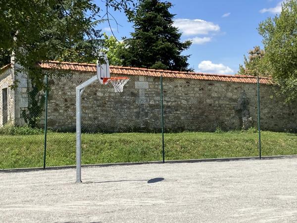 Magnifique appartement de vacances dans un château avec magnifique parc