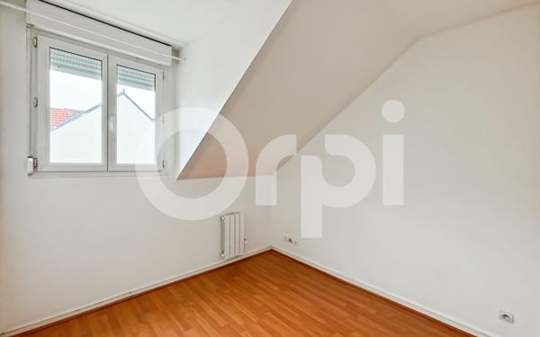 Appartement à vendre    2 pièces • 33 m2 Dammartin-en-Goële