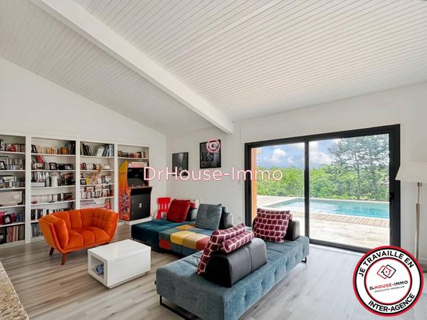 Maison à vendre 6 pièces de 194 m²
