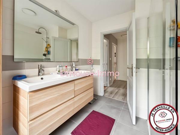 Maison à vendre 6 pièces de 194 m²