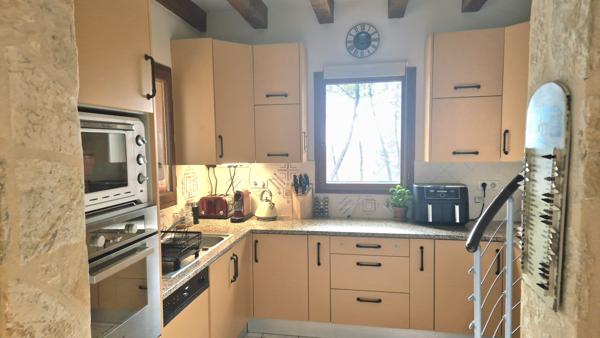 Charmante Maison en Périgord Noir de plain-pied avec une vue extraordinaire et un DPE de toute beauté