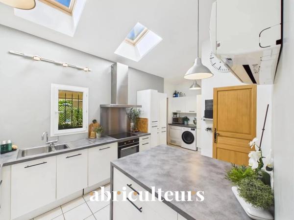 PROPRIÉTÉ DE CHARME AVEC 2 GÎTES 4 étoiles AUPS AUX PORTES DU VERDON