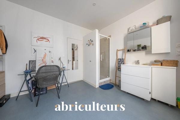 Appartement 4 pièces 62 m² Terrasse de 18 m² Bordeaux place saint martial
