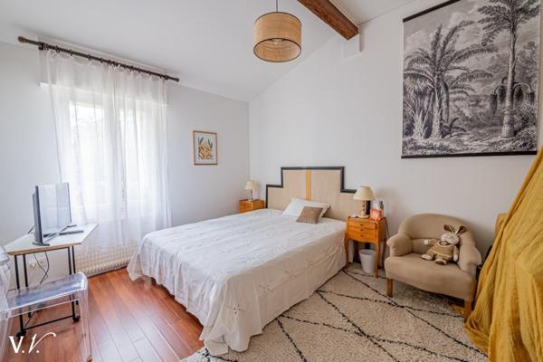 Maison à vendre 1 095 000 € Bordeaux 6 p 197 m² DPE C