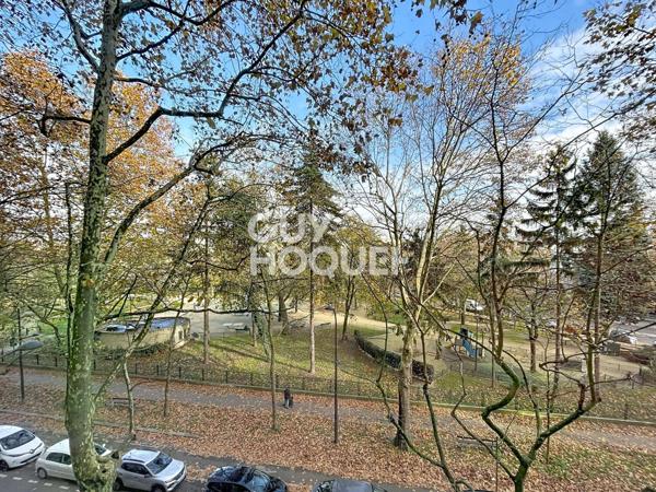 APPARTEMENT À LOUER DE 5 PIÈCES DE 105,00 M²