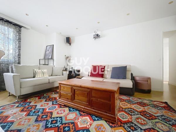 APPARTEMENT À LOUER DE 5 PIÈCES DE 105,00 M²