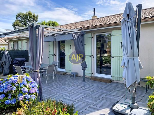 Vente maison Hourtin : 323 000 € - AJP Hourtin Immobilier