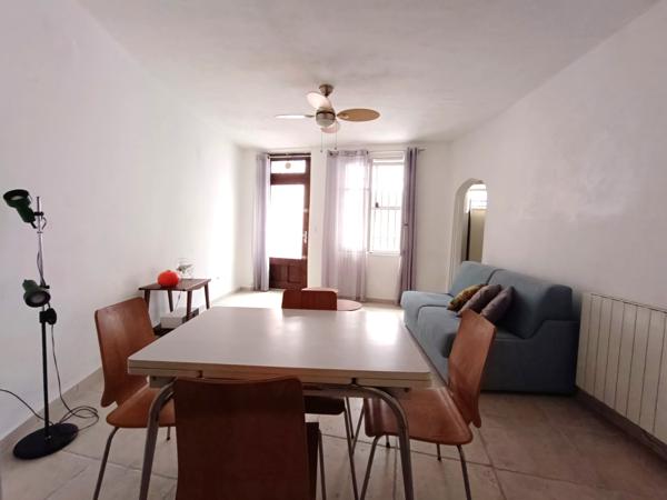 Arles (13200) Quartier Roquette, maison de ville