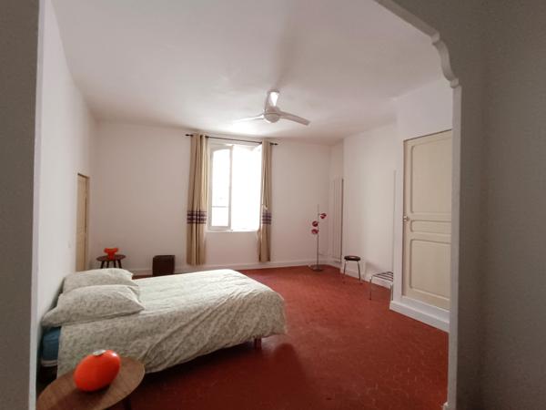 Arles (13200) Quartier Roquette, maison de ville