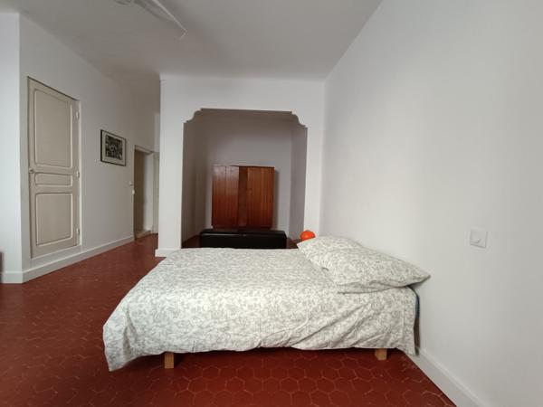 Arles (13200) Quartier Roquette, maison de ville