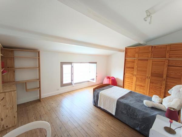 Maison à JULIENNE, 16200 - 5 pièces 148m²