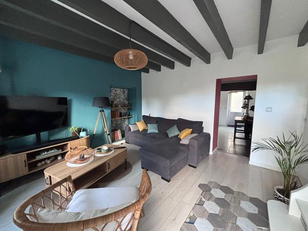 Maison de Bourg - Ménil - 85m² - 3 chambres - terrain - dépendance