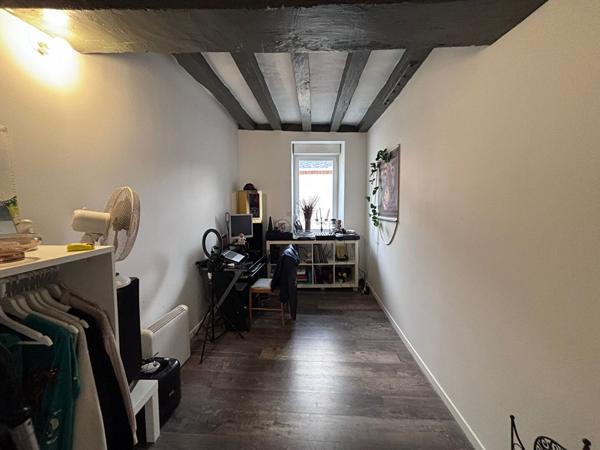 Maison de Bourg - Ménil - 85m² - 3 chambres - terrain - dépendance