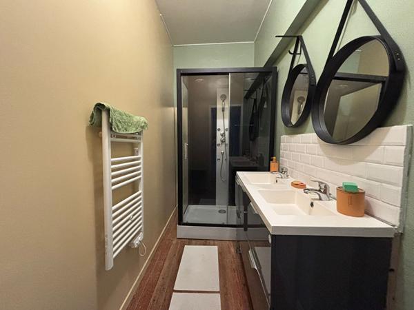 Maison de Bourg - Ménil - 85m² - 3 chambres - terrain - dépendance