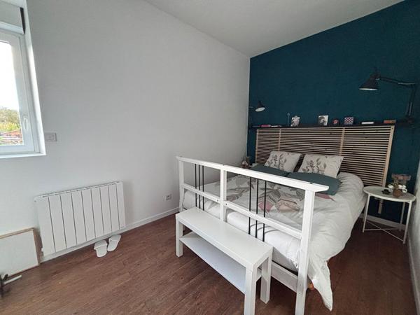 Maison de Bourg - Ménil - 85m² - 3 chambres - terrain - dépendance