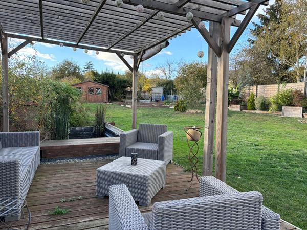 Maison de Bourg - Ménil - 85m² - 3 chambres - terrain - dépendance