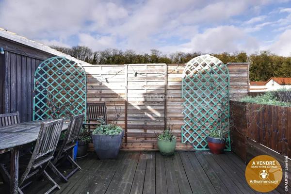 Vente                                                      Appartement
                        
                     5 pièces                      130 m2                     à Joinville-le-Pont