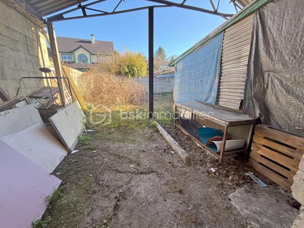 Local d activites de 60 m²