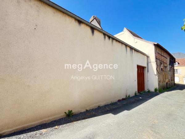 Maison à BEAUMONT-SUR-SARTHE, 72170 - 8 pièces 140m²