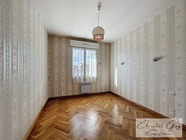 Maison à vendre 5 pièces VAAS (72), 3 chambres, garage, combles aménageables sur 900 m² de terrain