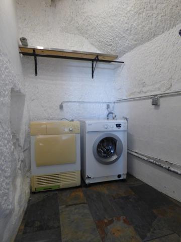 Maison semi-troglodyte avec cour plein sud