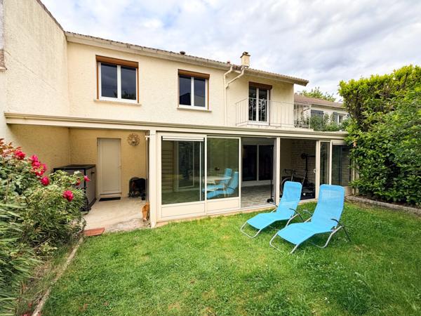 Maison à vendre 5 pièces et 4 chambres + combles aménagés - BOUFFEMONT (95)
