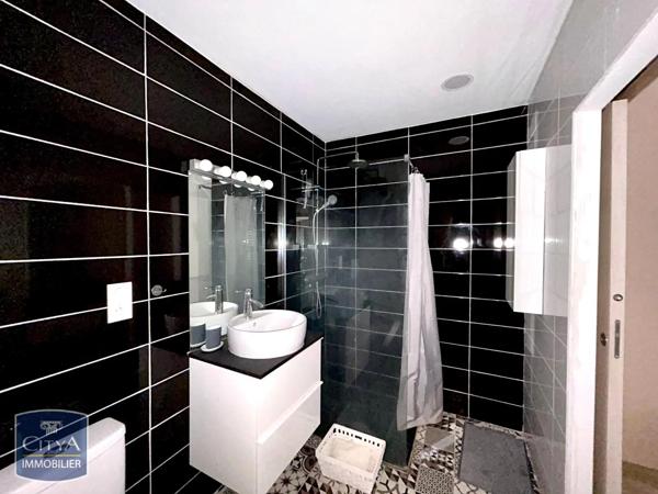 Appartement à louer 99.56m² Saint-Étienne (42000)